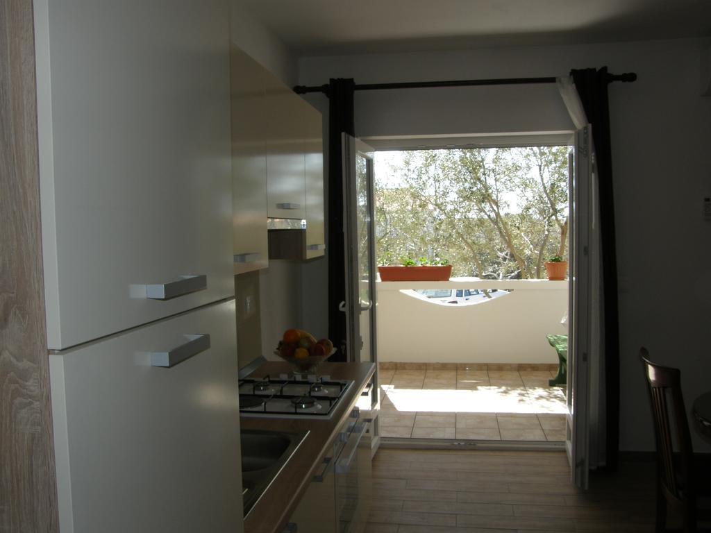 Apartments Marino Povljana Exterior photo